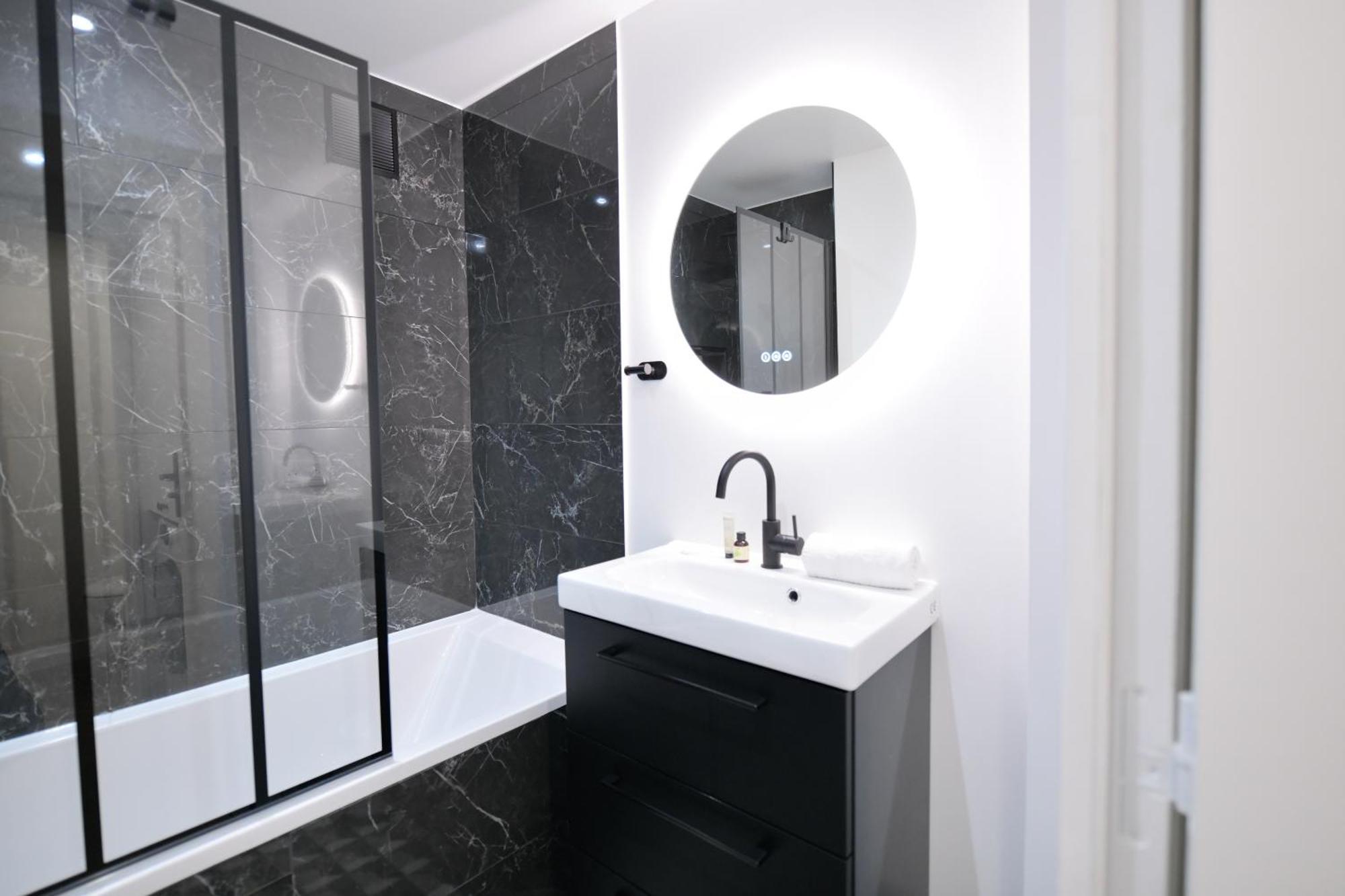 Appartement Montmartre Marvel! Designer Near Metro Paris
